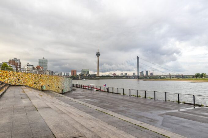 Dusseldorf: Capture the Most Photogenic Spots With a Local - Frequently Asked Questions