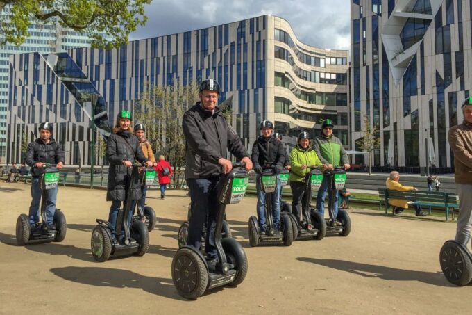 Düsseldorf: Classic City Segway Tour - Inclusions