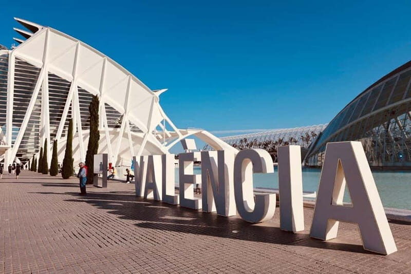 Dutch-Style Bike Tour in Valencia with a Flavourful Surprise - Introduction: A Fun and Practical Way to Discover Valencia