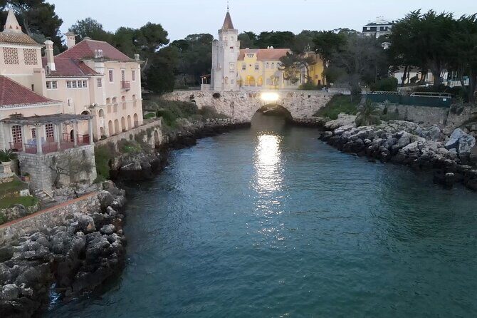 E-bike from Sintra Mountains to Cascais Sea with pickup in Lisbon - Key Points