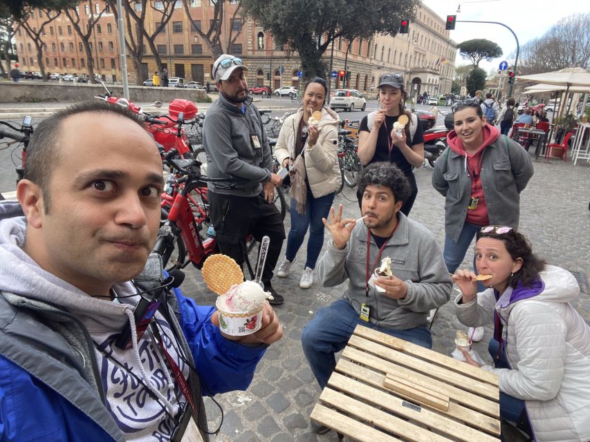 E-Bike: Private Rome Street-Food Tour - E-Bike Rental and Helmet