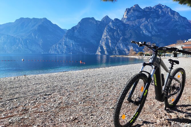 E-Bike Rental in Riva Del Garda - Helmet, Backpack, and Emergency Kit