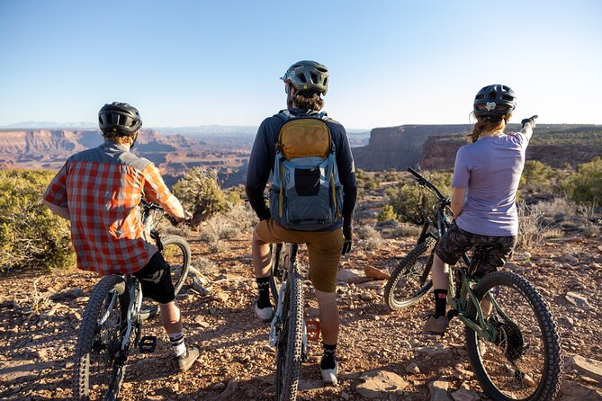 E-BIKE Sunset - Dead Horse Point E-bike Mountain Bike Tour - What to Expect on Your E-Bike Tour