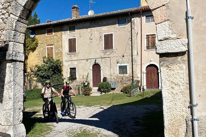 E-Bike tour and Wine tasting in the Austrian Fort from Pastrengo - An Authentic E-Bike and Wine Experience in the Austrian Fort from Pastrengo