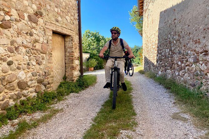 E-Bike tour and Wine tasting in the Austrian Fort from Pastrengo - Who Will Love This Tour?