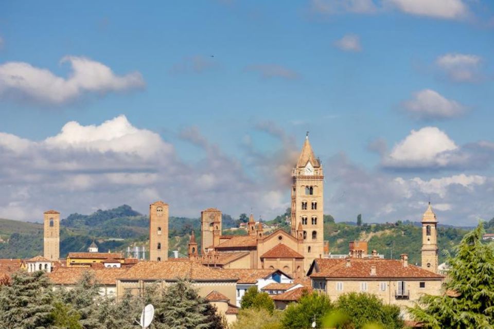 E-Bike Tour With Wine Tasting in Cellar - Key Points