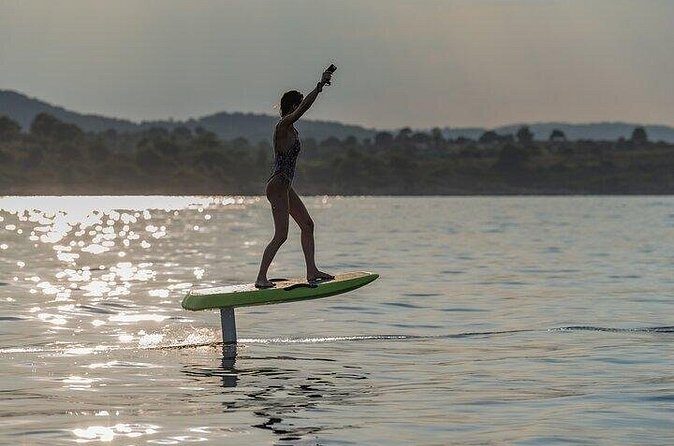 E Foil Experience Fly Over Water Through Famous Slot Canyons - Who Should Consider This Tour?