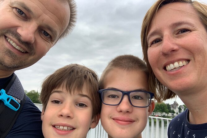 E-Scavenger Hunt Goes: Explore the City at Your Own Pace - Overview of the E-Scavenger Hunt