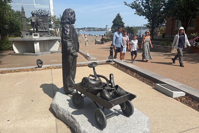 e-Scavenger hunt Halifax: Explore the city at your own pace - An In-Depth Look at the Halifax e-Scavenger Hunt