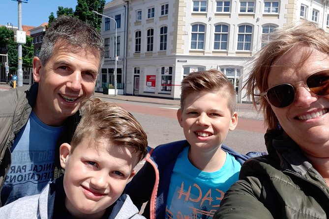E-Scavenger Hunt Kortrijk: Explore the City at Your Own Pace - Meeting Point and Start Time
