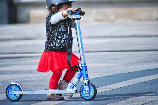 E-Scooter - E-Bike - Quadracycle - Bikes - Kick Scooter - Self-Guided Exploration