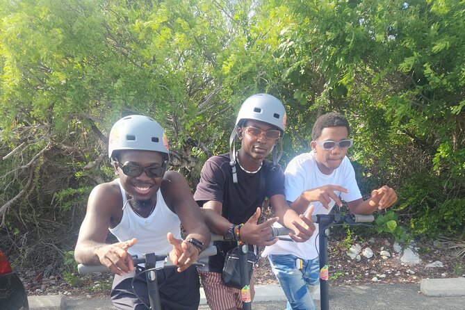E-scooter Rental in Turks and Caicos Islands - Meeting Point Selection