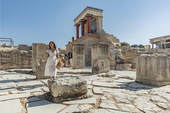 E-Ticket & Audio Tour for Knossos Palace: Unlock Minoan Majesty - Highlights and Must-See Attractions
