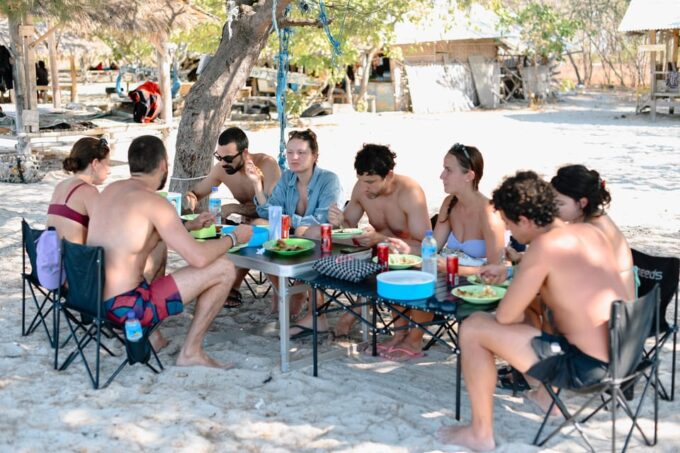 East Lombok Secret Gilis Tours : Gili Kondo, Petagan, Bidara - Scenic Boat Ride