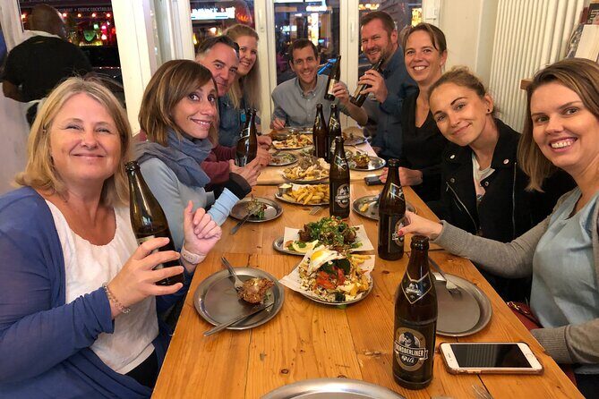 East Meets West: Berlins Street Art & Culinary Culture - Exploring Berlin’s Neighborhoods: A Neighborhood-by-Neighborhood Breakdown