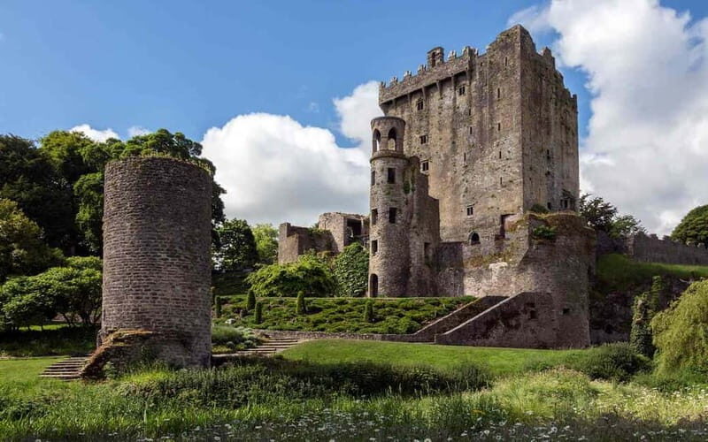 Easy Access - The Blarney Stone & Castle Gardens Tour - In The Sum Up