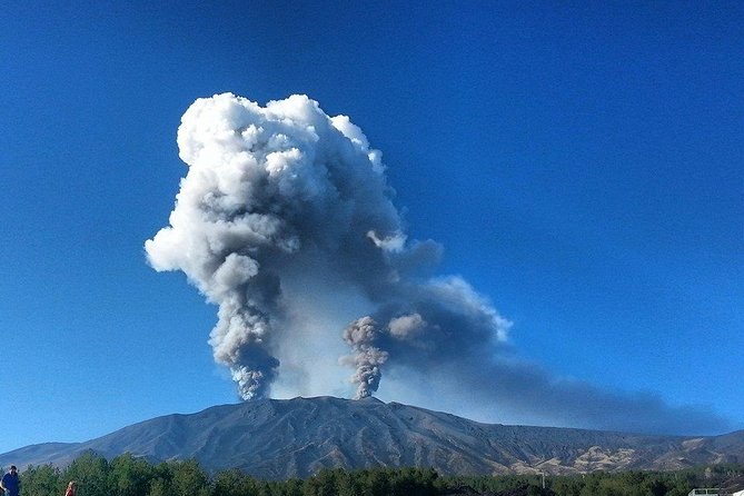 Easy North Etna Hike - Hike Schedule and Duration