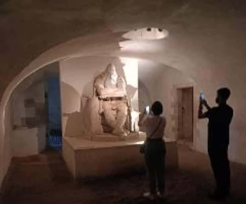 Easy Pace Tour of Kronborg Castle and Frederiksborg Palace - Discovering Denmark’s Royal Heritage at a Gentle Pace