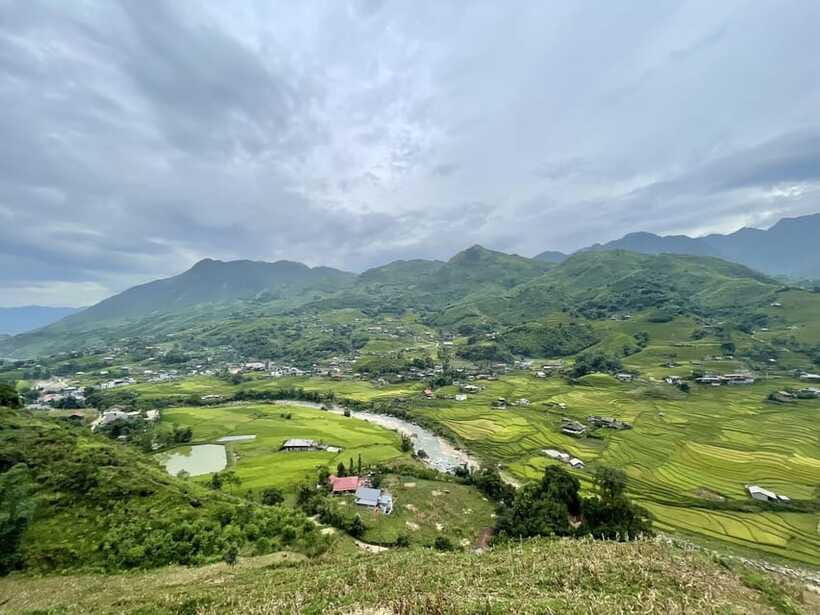 Easy Trek in Sapa Mountain : Y Linh Ho - Lao Chai - Ta Van - Customer Experiences