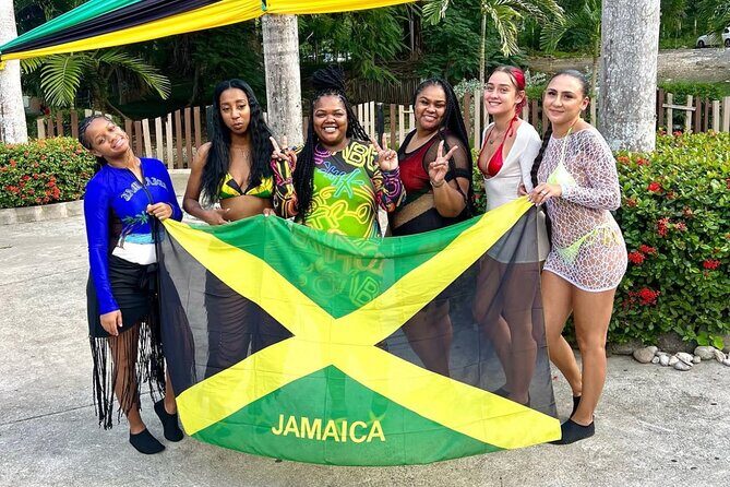 Eden Bay Private Airport Transfer - Key Points 