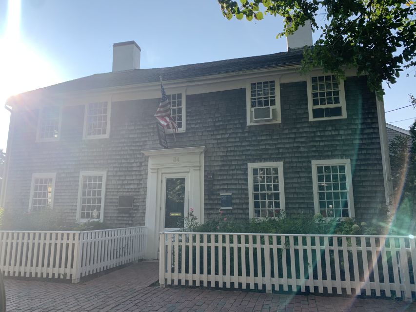 Edgartown: Self Guided (APP/GPS) Audio Historic Walking Tour - Iconic Jaws Filming Locations