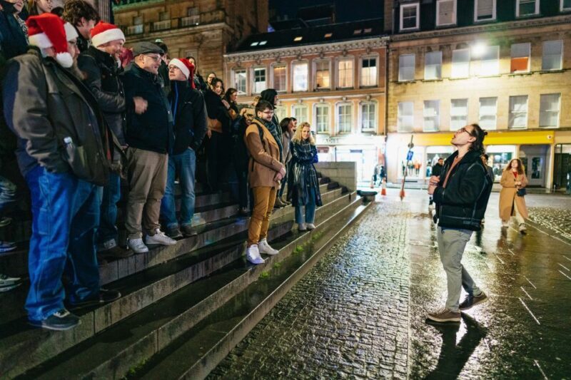Edinburgh: 7 Bar Pub Crawl with 7 Shots & Discounts - Key Points