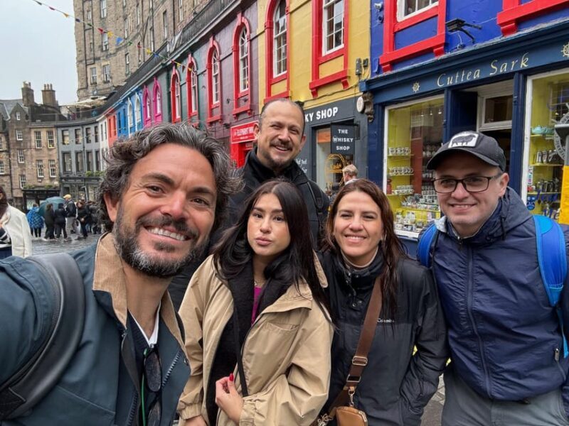 Edinburgh Castle & Royal Mile Walking Tour - Ticket Included - A Closer Look at the Tour Experience