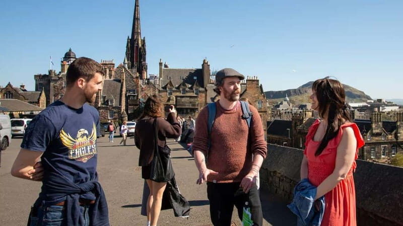 Edinburgh: Edinburgh Castle Guided History Tour with Tickets - The Sum Up