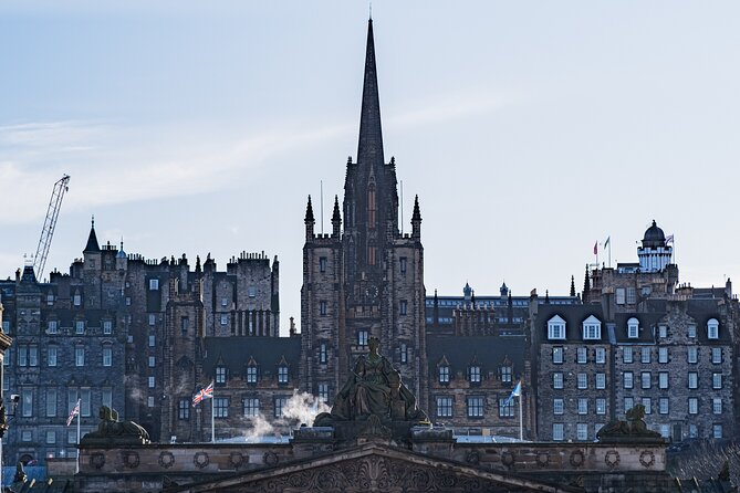 Edinburgh Ghost Tour: Mysteries, Legends and Murders - Haunting Secrets of the High Street