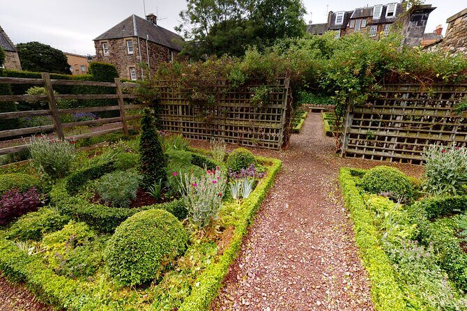 Edinburgh Hidden Gems Self-Guided Private Tour - Final Thoughts: Who Will Love This Tour?