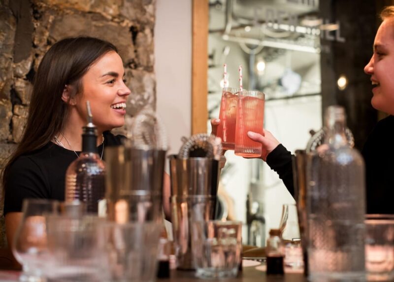 Edinburgh: Love Gin Cocktail Masterclass - Meeting Point