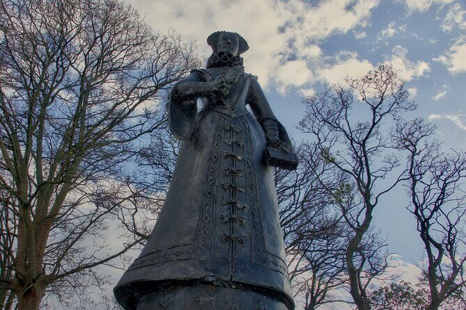 Edinburgh: Mary Queen of Scots Privately Guided Luxury Day Tour - The Value of a Private Tour