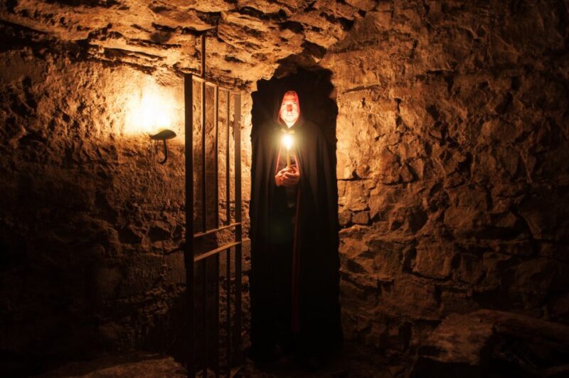 Edinburgh: Multi-Sensory Haunted Underground Tour - Who Should Consider This Tour?