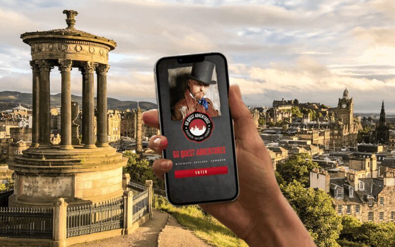 Edinburgh New Town: City Walking Tour & Exploration Game - Key Points