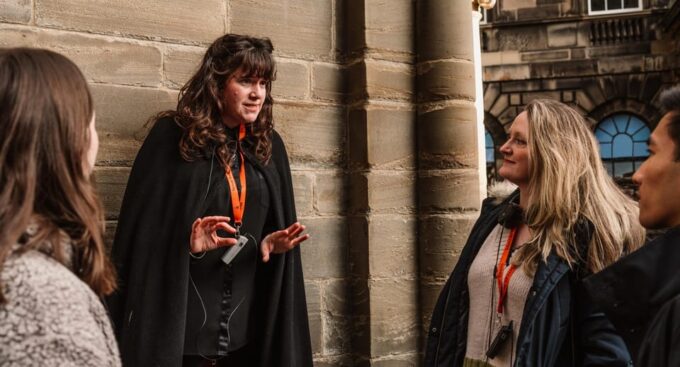 Edinburgh: Old Town Ghost Walking Tour - Tips for a Great Experience