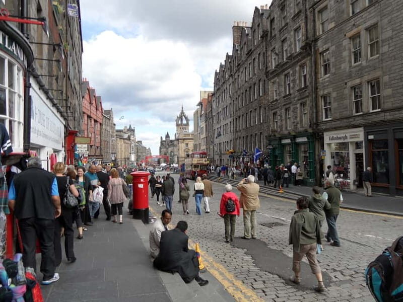 Edinburgh: Private Guided Walking Tour - Practical Considerations