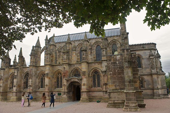Edinburgh: Rosslyn Chapel, the Borders & Glenkinchie Distillery - The Sum Up