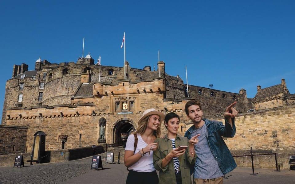 Edinburgh: Royal Mile Walking Tour & Exploration Game - Why This Tour Works