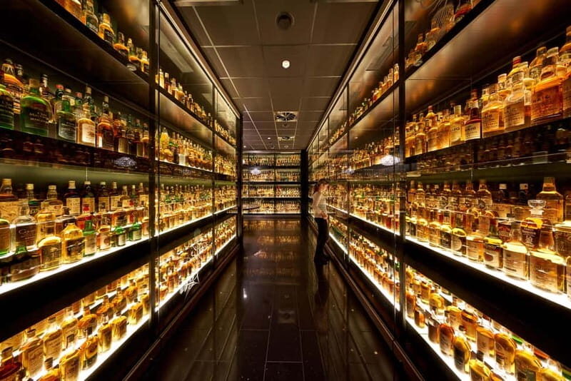 Edinburgh: Scotch Whisky Experience Rail Tour from London - Key Points