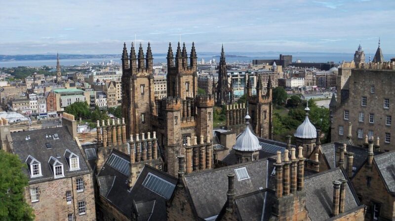 Edinburgh: Self-Guided Audio Tour - Experience and Highlights