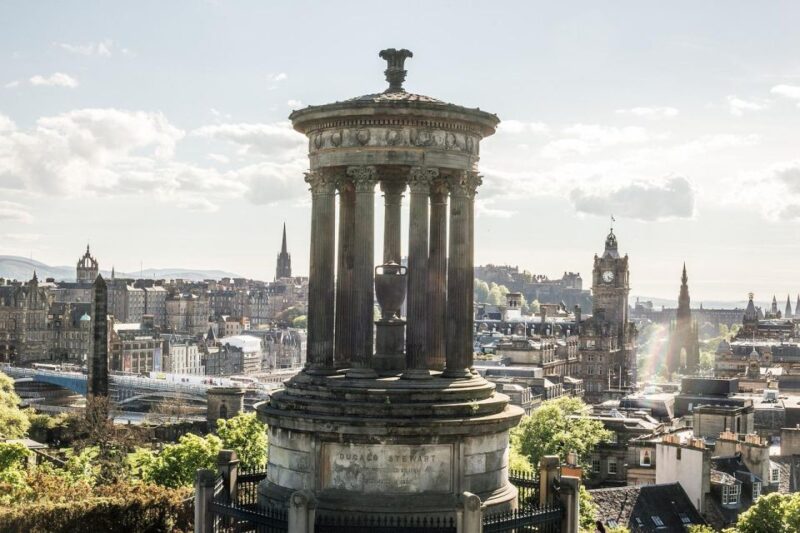 Edinburgh: Self-Guided Audio Tour - Included Features