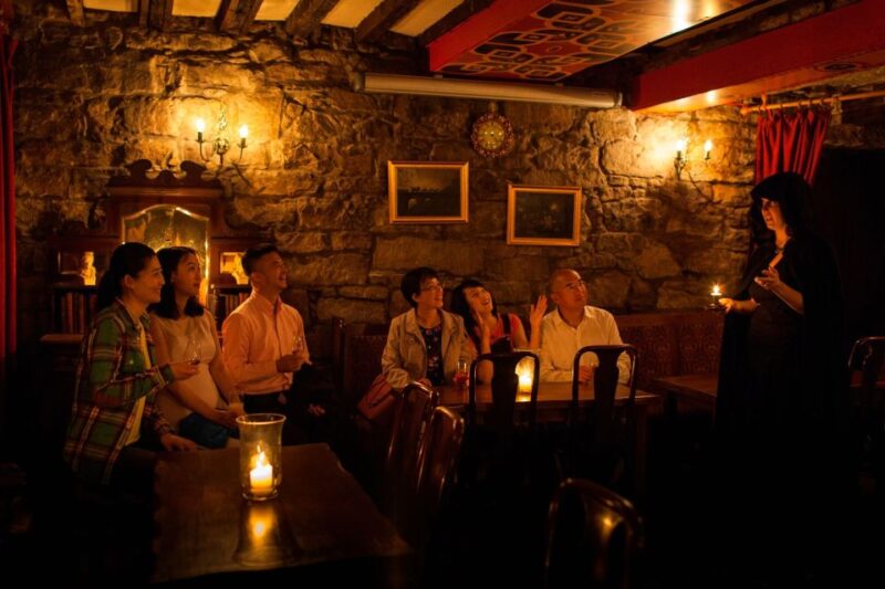 Edinburgh: Underground Vaults Evening Ghost Tour With Whisky - Key Points