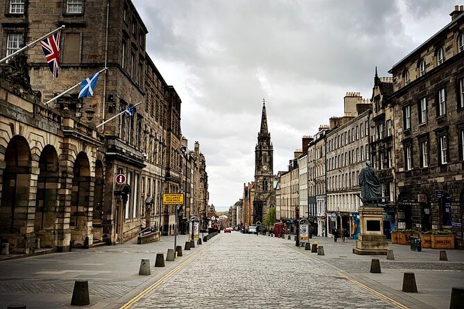 Edinburgh Unveiled: Luxury Private Driving Tour of Edinburgh - Meet Your Hosts