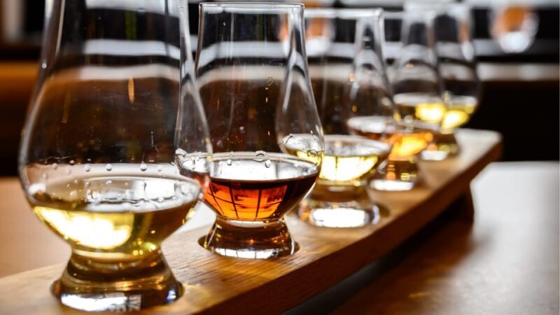 Edinburgh: Whisky Tasting and Storytelling in a Historic Pub - An In-Depth Look at the Edinburgh Whisky Tasting Tour