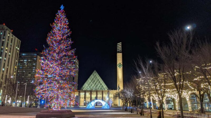 Edmonton: Festive Private Christmas Walking Tour - A Closer Look at the Tour Itinerary