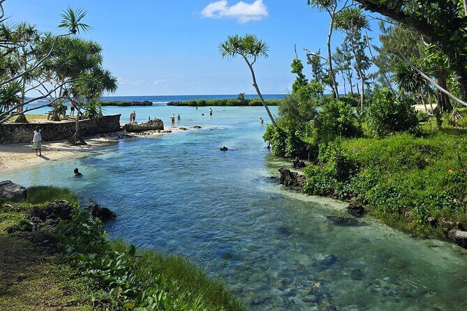 Efate Half Day Trip, Eton Beach, Blue Lagoon and Lunch at Turtle - Exploring the Itinerary: What to Expect at Each Stop