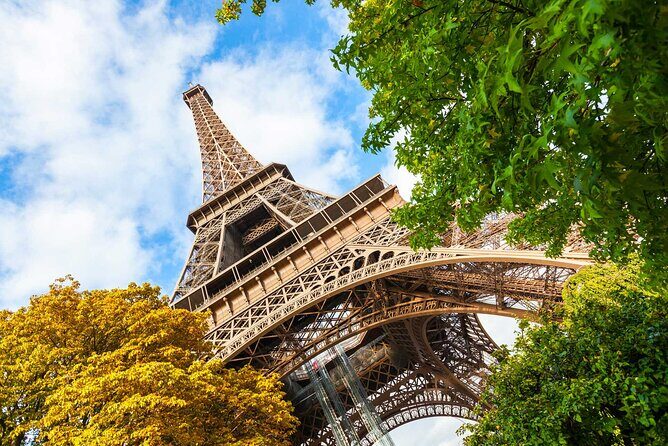 Eiffel Tower Guided Access to 2nd Floor with Summit Option - Practical Considerations