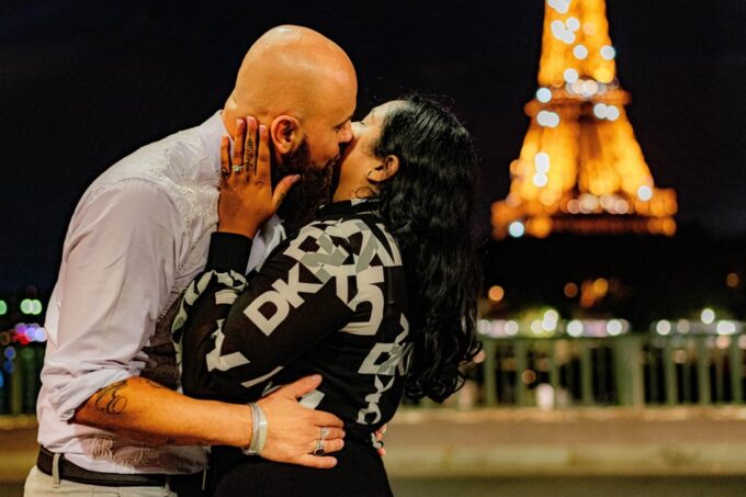 Eiffel Tower Photos: Capture Iconic Memories in Paris - Capturing Iconic Memories