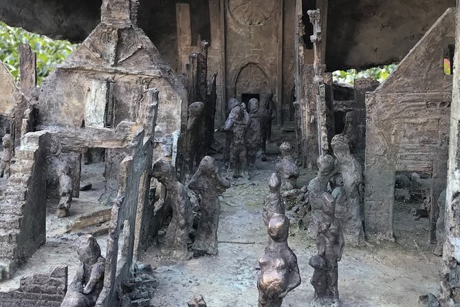 Eindhoven: Journey to the Future - Uncovering Eindhovens Architectural Masterpieces