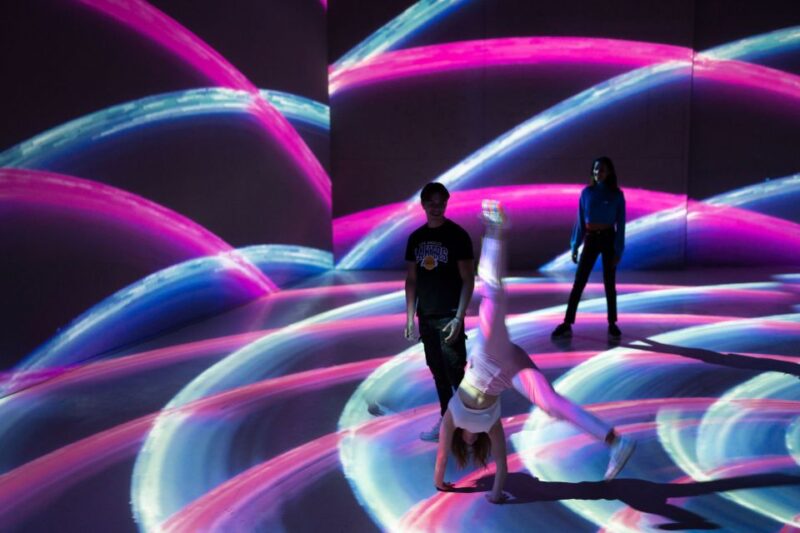 Eindhoven: Motion Imagination Experience - Food and Beverage Options